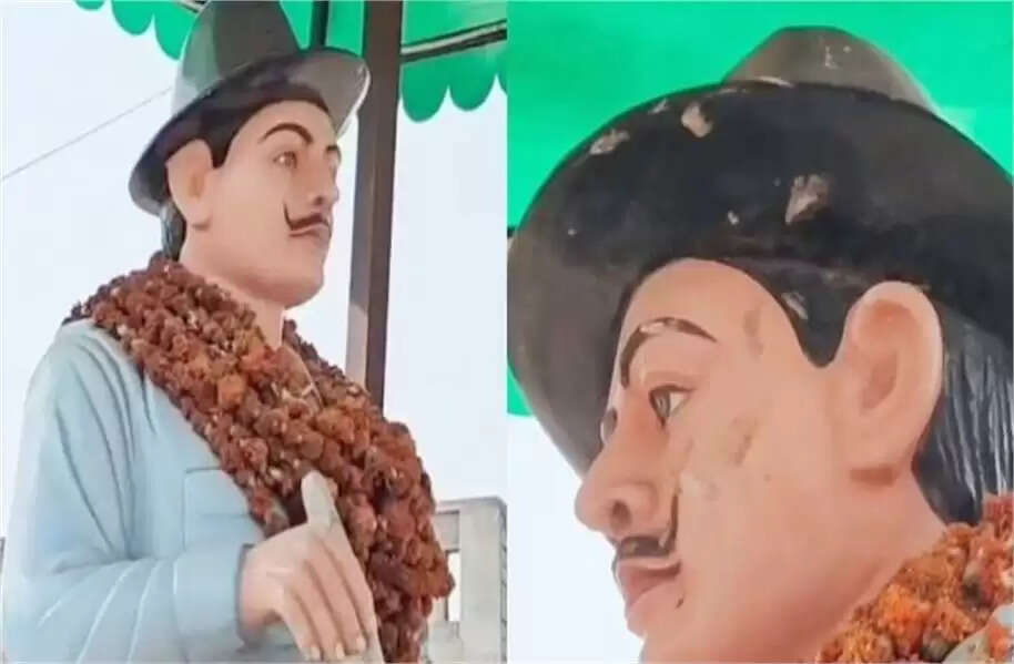  Shaheed Bhagat Singh statue
