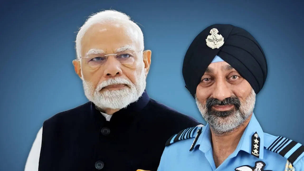 नरेंद्र मोदी