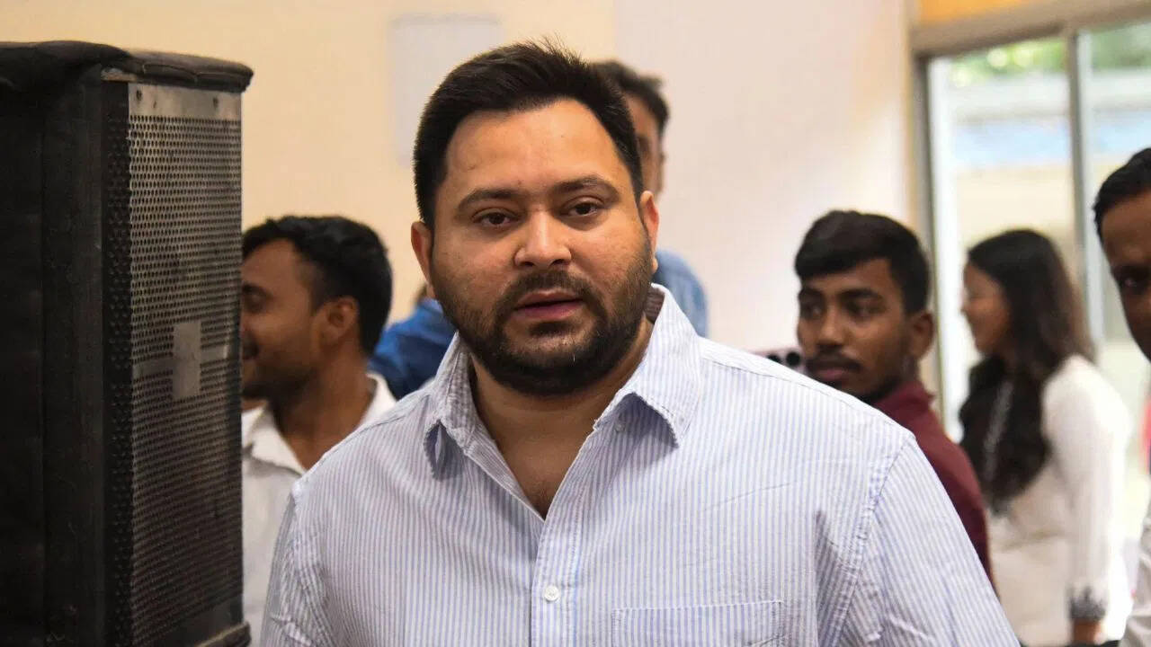 तेजस्वी यादव