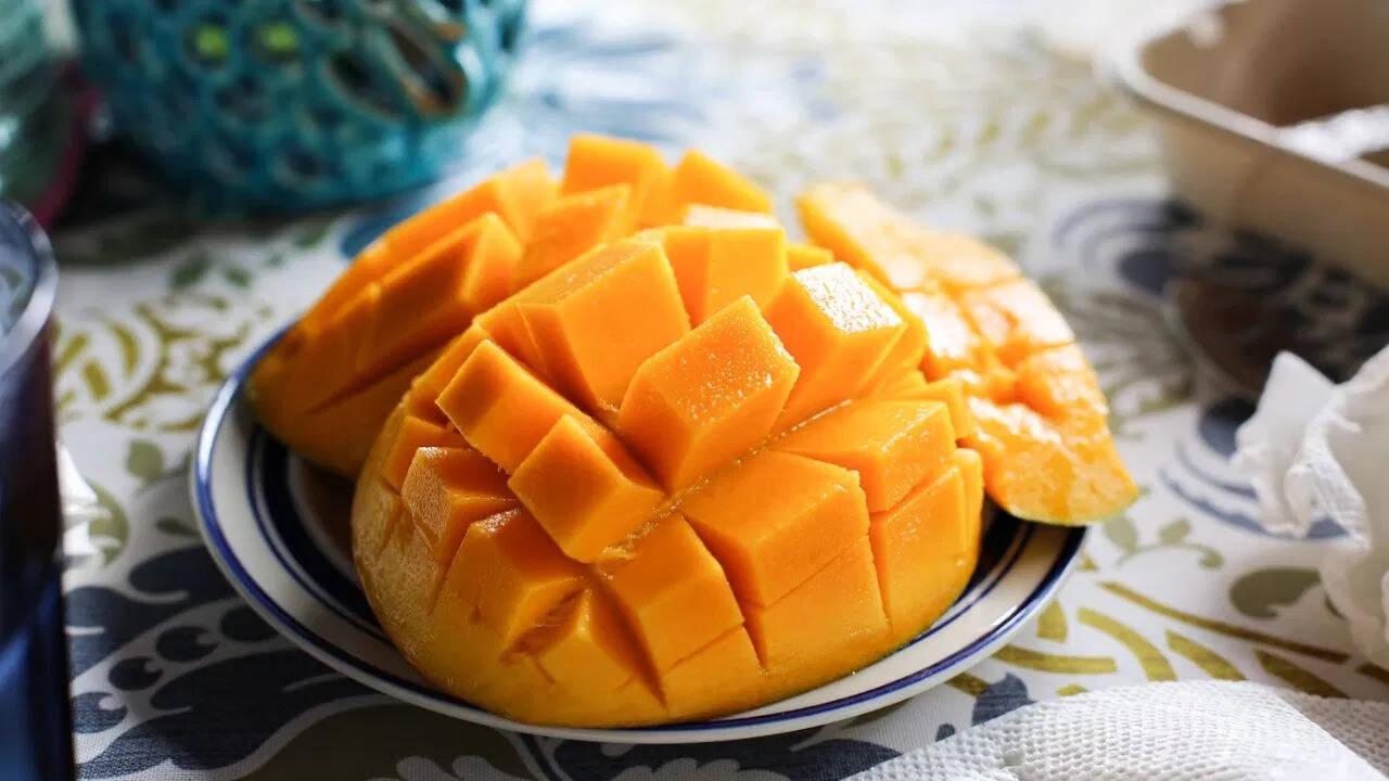 Mangoes in Summer: