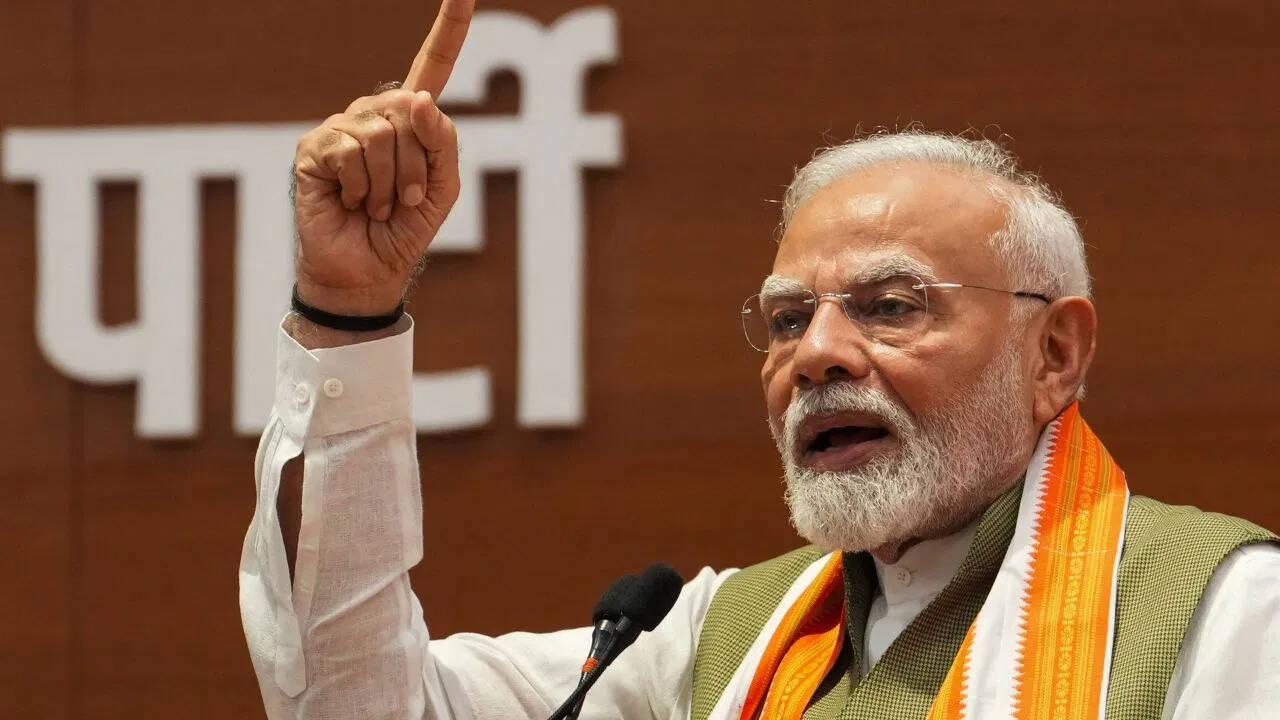 नरेंद्र मोदी